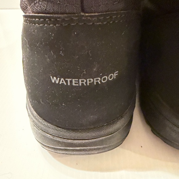 Columbia Women’s Waterproof Black Winter Boots Faux Fur Lined Size 10.5 - Picture 4 of 6